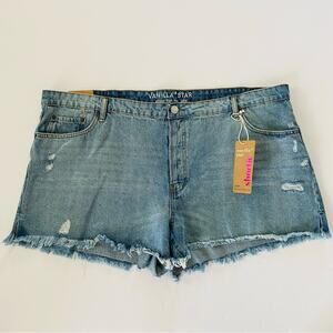 Vanilla Star | Shortie Vintage High Rise Distressed Raw Hem NWT 24W